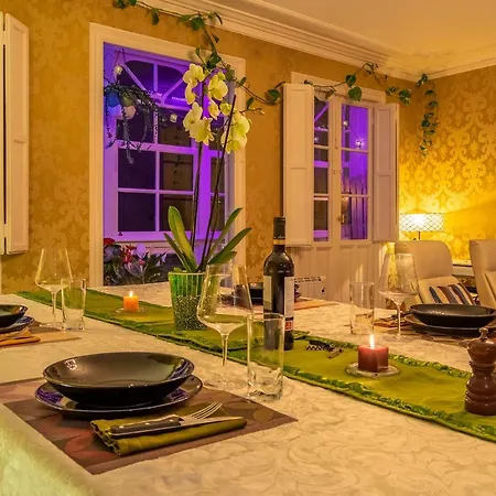 Hogar Catedral Apartment *